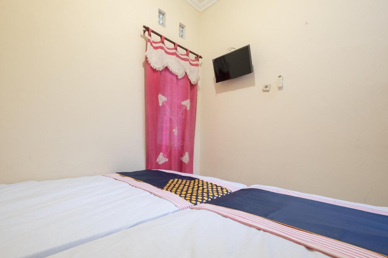 Spot On 2419 Rumah Nugraha Hotel Syariah يوغياكارتا المظهر الخارجي الصورة